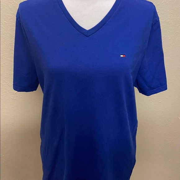 Tommy Hilfiger shirt - Picture 2 of 8